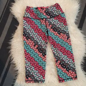 Victoria’s Secret VSX Sport crop leggings